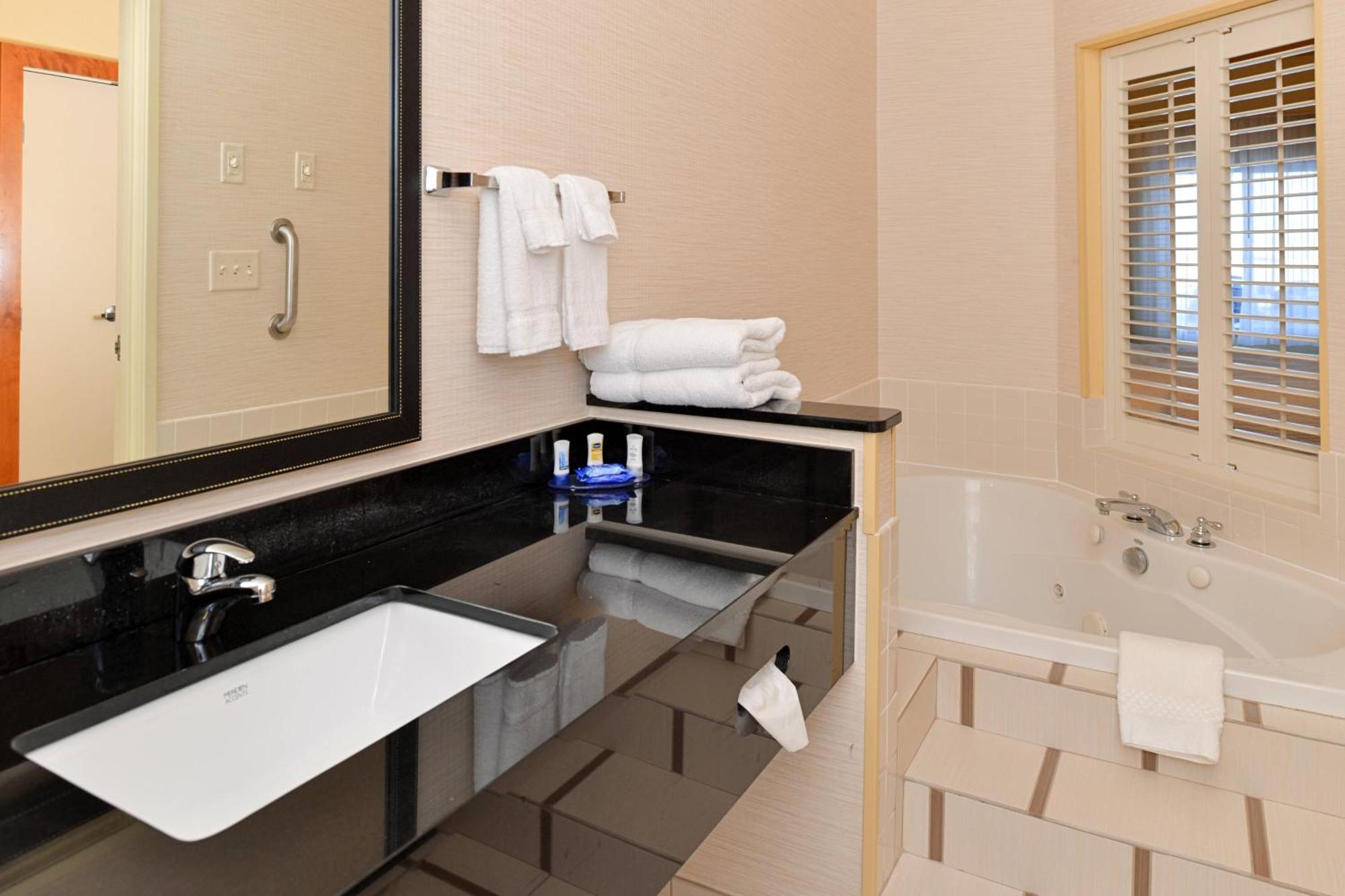 Fairfield Inn & Suites Bloomington Zewnętrze zdjęcie
