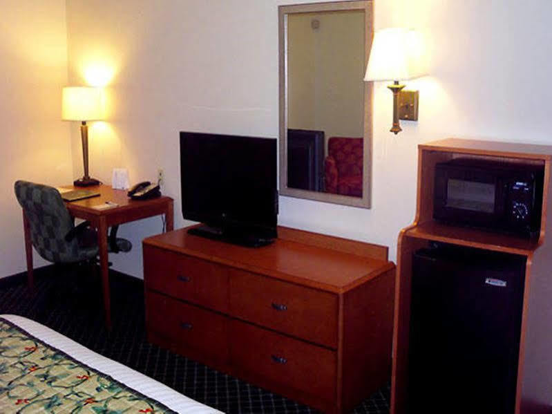 Fairfield Inn & Suites Bloomington Zewnętrze zdjęcie